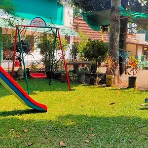  Homestay Kuttickattil Gardens