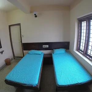  Guest house Aravind